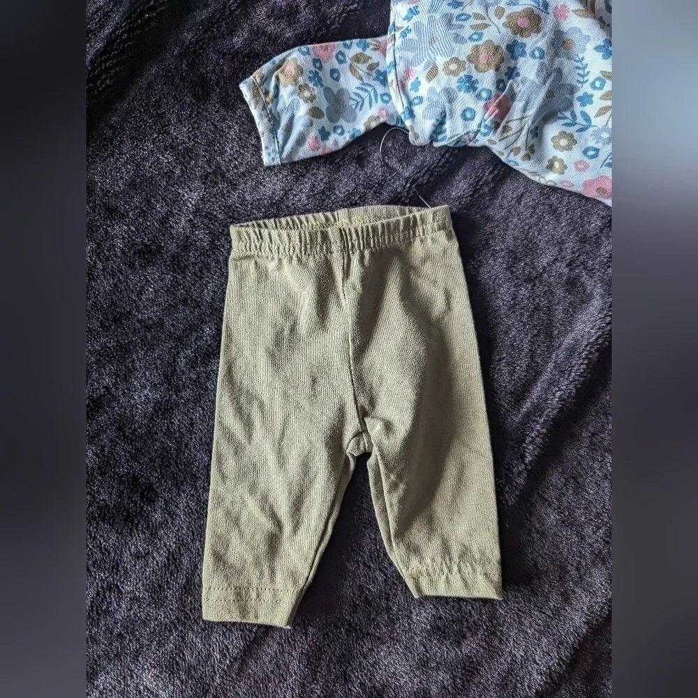 NWT Carters 2 Piece Blue/Green Floral Set NB